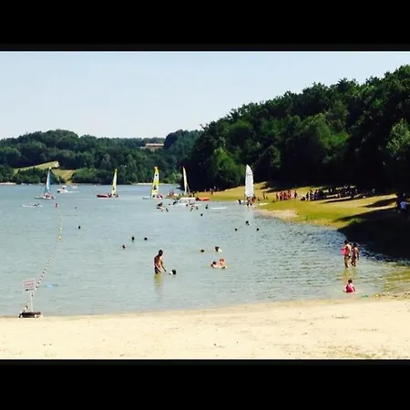 Mobilhome Les Pieds Dans L Eau Avec Piscine Campsite Saint-Gerons
